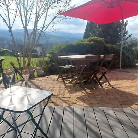 Apartment De France La Marmotte Disposant D Un De Type 2 De 30m2 Et D Un Second Type 3 De 58m2 Proche Du D'aiguebelette Entiers Separes Avec Terrasses Privatives Saint-Beron